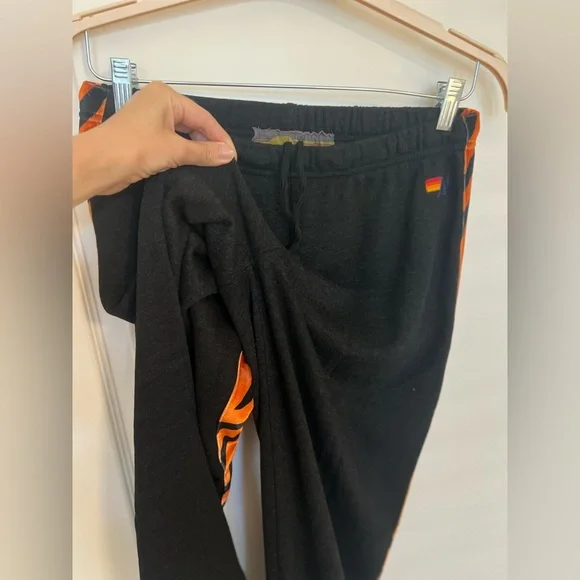 Aviator Nation Tiger Stripe Sweatpants Sz XL - Picture 6 of 7
